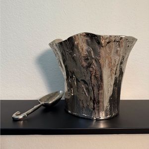 Pewter Ice Bucket with Scoop. A fabulous addition to your barware!